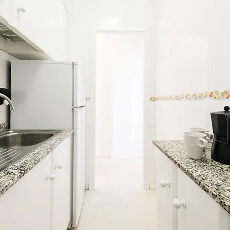 Flats Friends Atlantida * Бенидорм